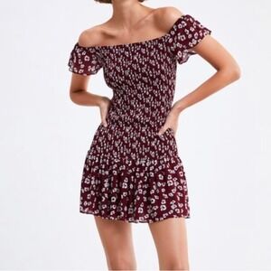ZARA Dress Womens Large Smocked  Off Shoulder Maroon‎ White Floral Mini Short